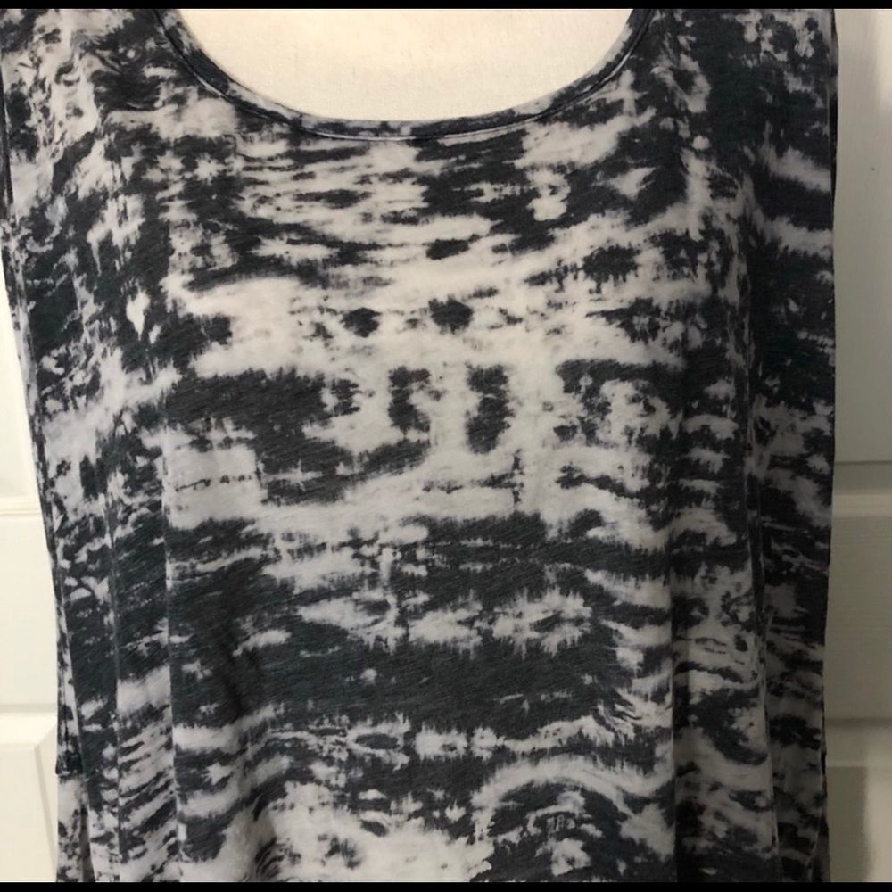 Anthropologie Tie-dye batwing high low top, S/M - Picture 4 of 9